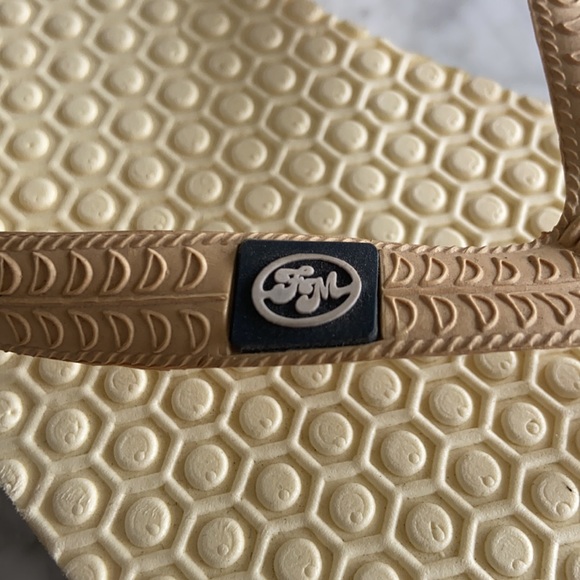 Franklin & Marshall Flip Flops - Picture 5 of 6